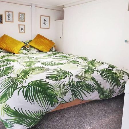 Cute & Cosy Loft-Style Studio Close To Beach Διαμέρισμα Μπόρνμουθ Εξωτερικό φωτογραφία